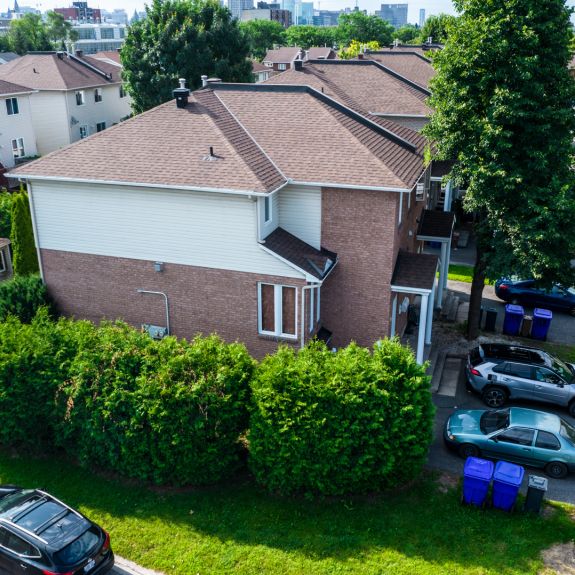 Appartement à Louer - 190 Saint-Henri - Photo 1