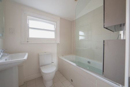 Room in a Shared House, Brookville Road, SW6 - Photo 4