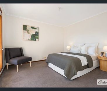 Four Bedroom Family Home with Elevated Views - Photo 5