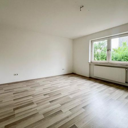 Drei-Zimmer-Wohnung - Erdgeschoss - zentral in Amöneburg - Photo 3