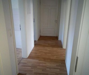 Helle 3-Zimmer Wohnung in Jungstr. 14, Wuppertal-Oberbarmen! - Photo 1
