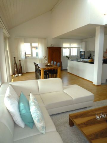 Luxurious 5.5 room duplex apartment in a central location - Photo 3