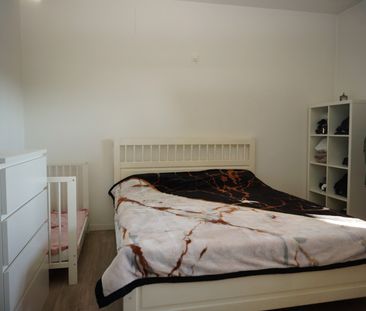 Gerenoveerd appartement met 3 slaapkamers In Zutendaal - Foto 2