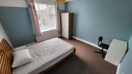 4 bedroom house to rent - Photo 4