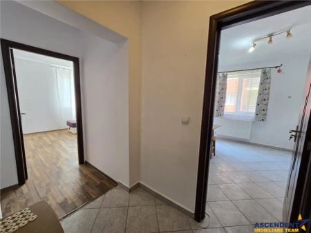 Pet friendly, Imobil 2 camere decomandat, etaj 2, parcare, Subcetate Sanpetru - Photo 4