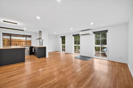 47 Wattle Tree Road, Hurstbridge. - Photo 4