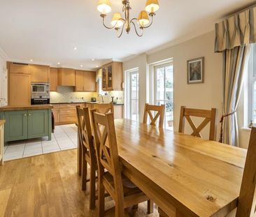 5 bedroom townhouse to rent - Photo 3