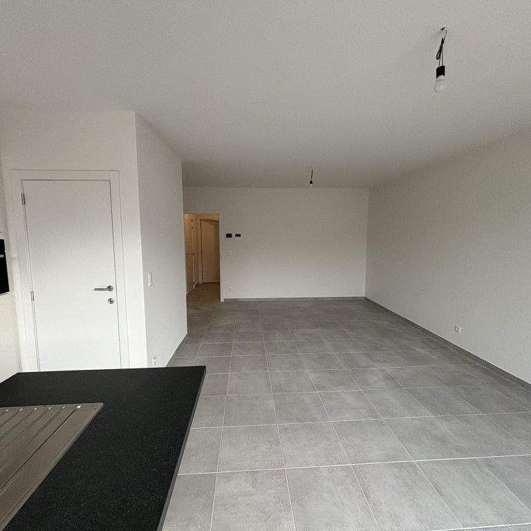 TE HUUR: Nieuwbouw gelijkvloers 2 SLPK en tuin te 1830 MACHELEN - Photo 1