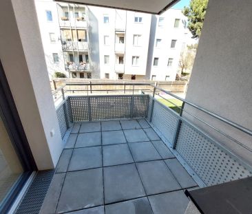Top-Lage: Neuwertige 2 Zimmer Balkon-Wohnung+Garagenplatz in Ruhela... - Photo 4