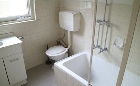 4/63 Wattle Valley Road, Canterbury VIC 3126 - Apartment For Rent | Domain - Photo 5