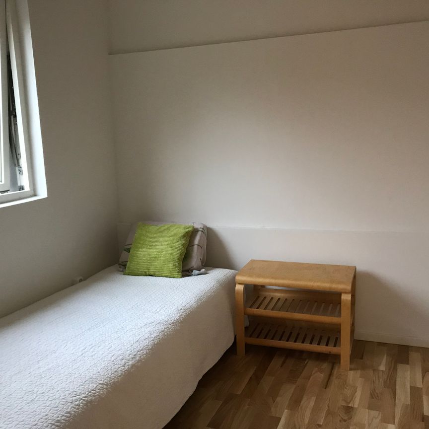 Ågestavägen, Huddinge - Photo 1