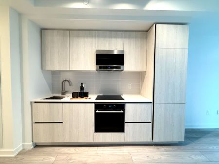 For Lease - 110 Broadway Avenue Unit# 1604, Toronto, Ontario - Photo 2