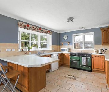 4 bedroom farm house to rent - Photo 1