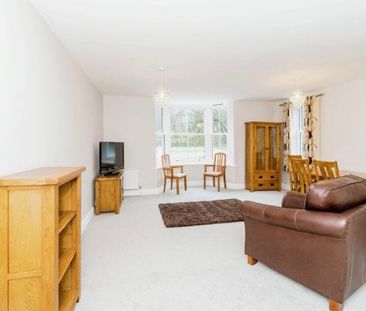 Southampton Road - Photo 1