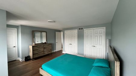 For Lease - 86 Activa Avenue, Kitchener, Ontario - Photo 5