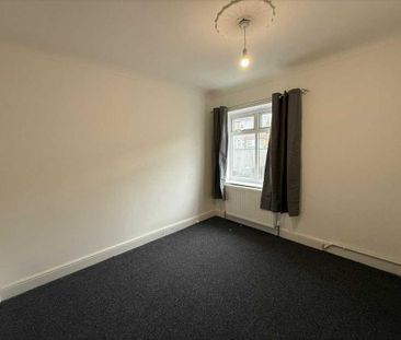 4 bedroom property to rent - Photo 4