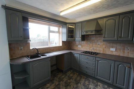 Stretton Close, Cantley, Doncaster DN4 6UE - Photo 2