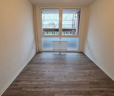 Sanierte 2 Zimmer Wohnung mit offener Küche und Balkon - Photo 5