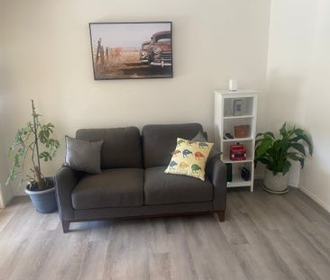 Regents Park - Photo 2