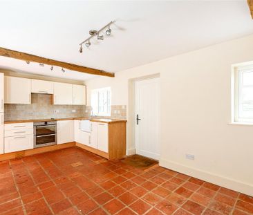 1 bedroom semi-detached house to rent - Photo 5