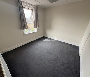 2 bedroom house to rent - Photo 2