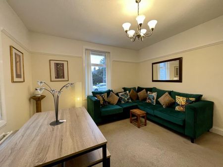 2 bedroom flat to rent - Photo 3