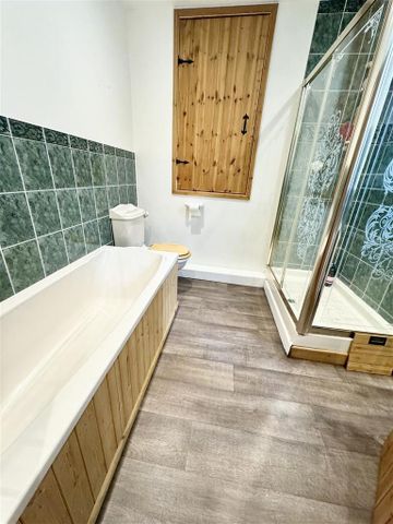 1 bedroom barn conversion to rent - Photo 5