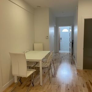 Bel Appartement Sur Deux étages - Photo 2
