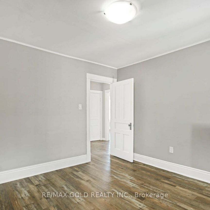 For Lease - 23 Avenue Place Unit# 2, Welland, Ontario - Photo 1