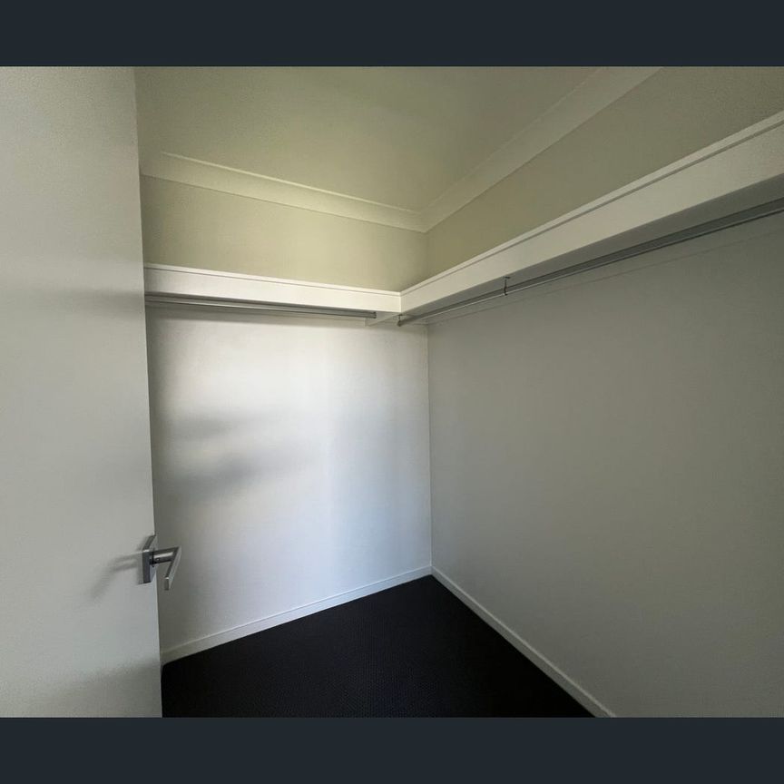 31 Donovan Street, Blacks Beach, Qld 4740 - Photo 1