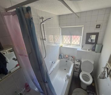 2 bedroom house - terraced to rent - Photo 6