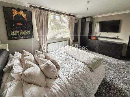 Hurtmore, Godalming - Photo 2