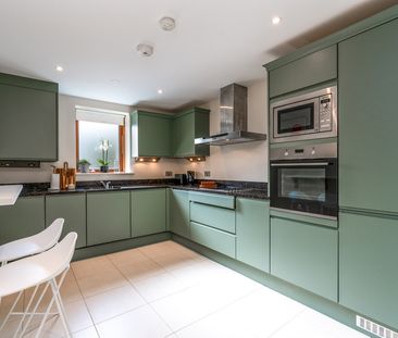 Newpark, Newtown Park Ave, Foxrock D18, A94 AE79 - Photo 2