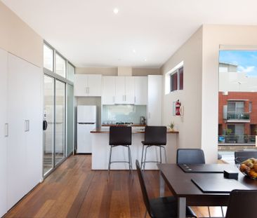 Low Maintenance Living in the Heart of the CBD - Photo 4