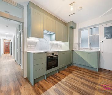 1 bedroom in a flat share to rent - Photo 5