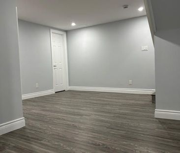 For Lease - 26 Kenninghall Boulevard Unit# Lower, Mississauga, Ontario - Photo 2