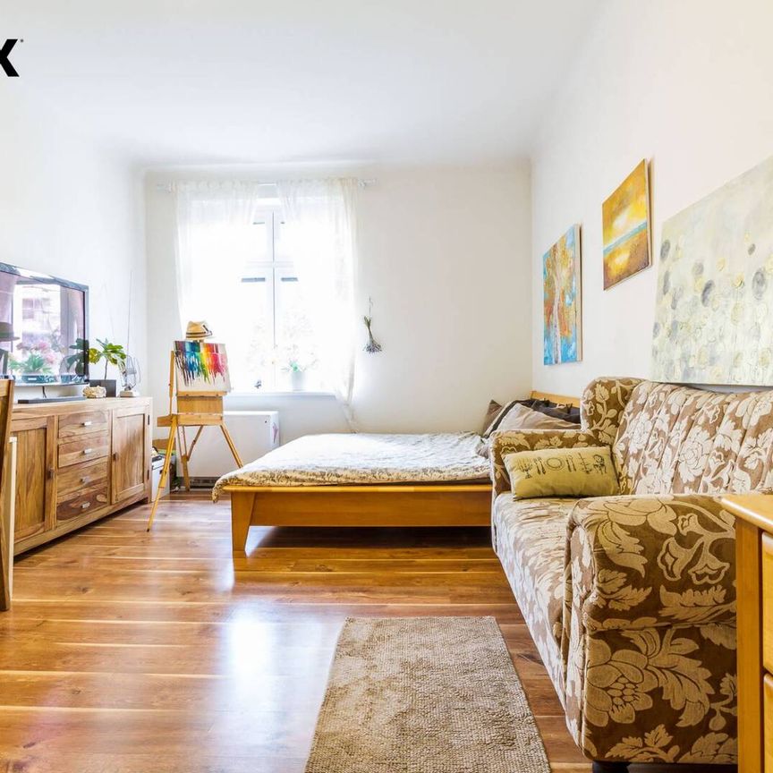 Pronájem bytu 1+1 v osobním vlastnictví 47 m², Praha 6 - Dejvice - Photo 1