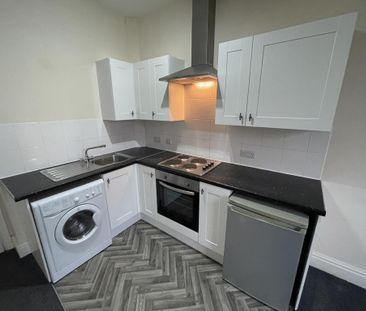 1 bedroom apartment to rent - Photo 2