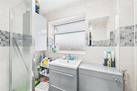 Cranbrook Drive, Maidenhead, Berkshire, SL6 - Photo 4