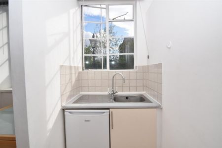 1 bedroom Flat To Let Total Size: 385 SQ FT - Photo 2