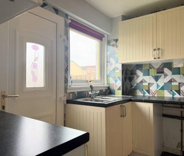 2 bedroom terraced house to rent - Photo 6