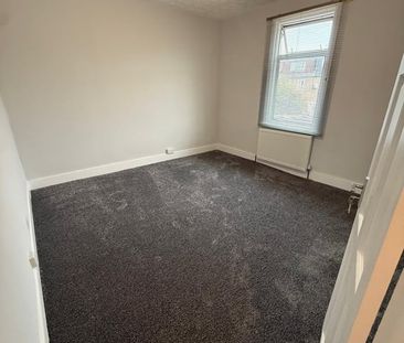 4 Bed Semi-Detached House, Belgrave Road, E10 - Photo 6