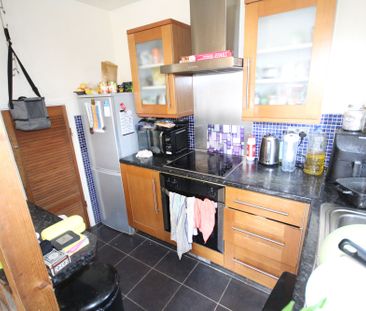 25 Pippins Close, West Drayton, West Drayton, UB7 7XQ - Photo 4