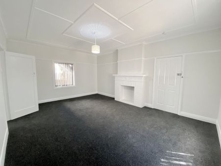 1/93 Wolfe Street, Newcastle - Photo 2