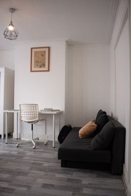 Room in a Shared House, Brampton Grove, HA9 - Photo 1