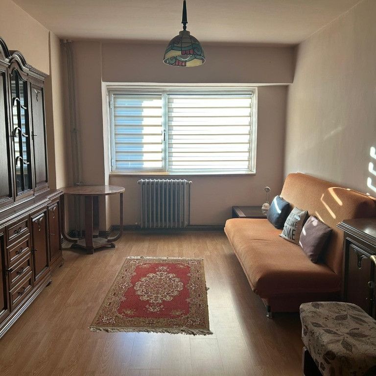 Ap. 3 cam decomandat - GARĂ, acces facil Univ. Al. Ioan Cuza - Fotografie 1