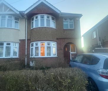 3 bedroom semi-detached house to rent - Photo 6