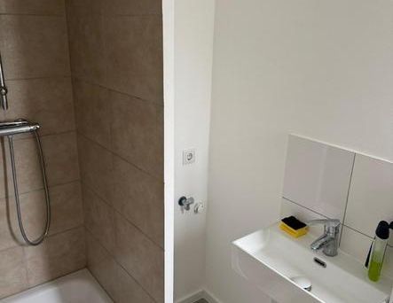 Frischrenovierte Wohnung Zuvermieten - Photo 1