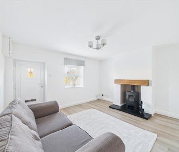 2 bedroom cottage to rent - Photo 1