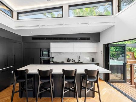 First time offered ultra unique residence - Photo 5